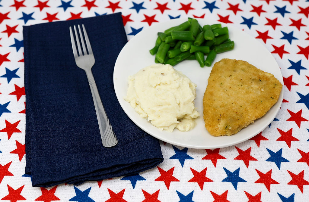 #18 - Breaded Italian Chicken Breast Patty, Redskin Mashed Potatoes, Green Beans