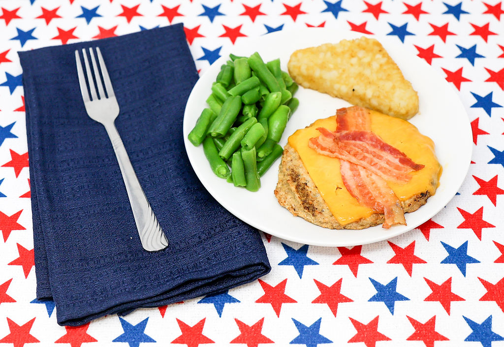 #20 - Bacon Turkey Cheeseburger, Hashbrown, Green Beans