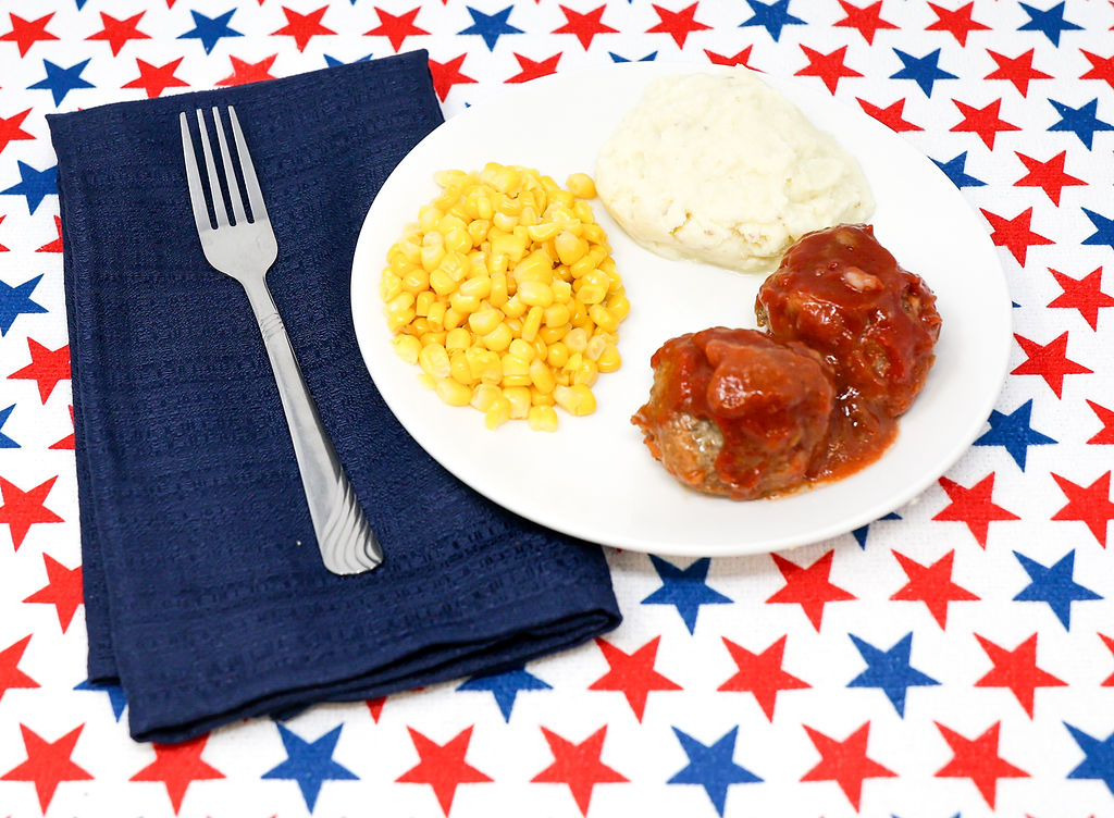 #09 - Meatloaf Dinner, Mashed Potatoes, Corn