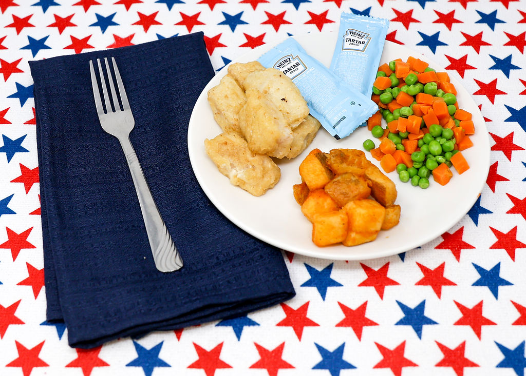 #15 - Fish Nuggets, Tartar Sauce, Seasoned Potatoes, Peas & Carrots
