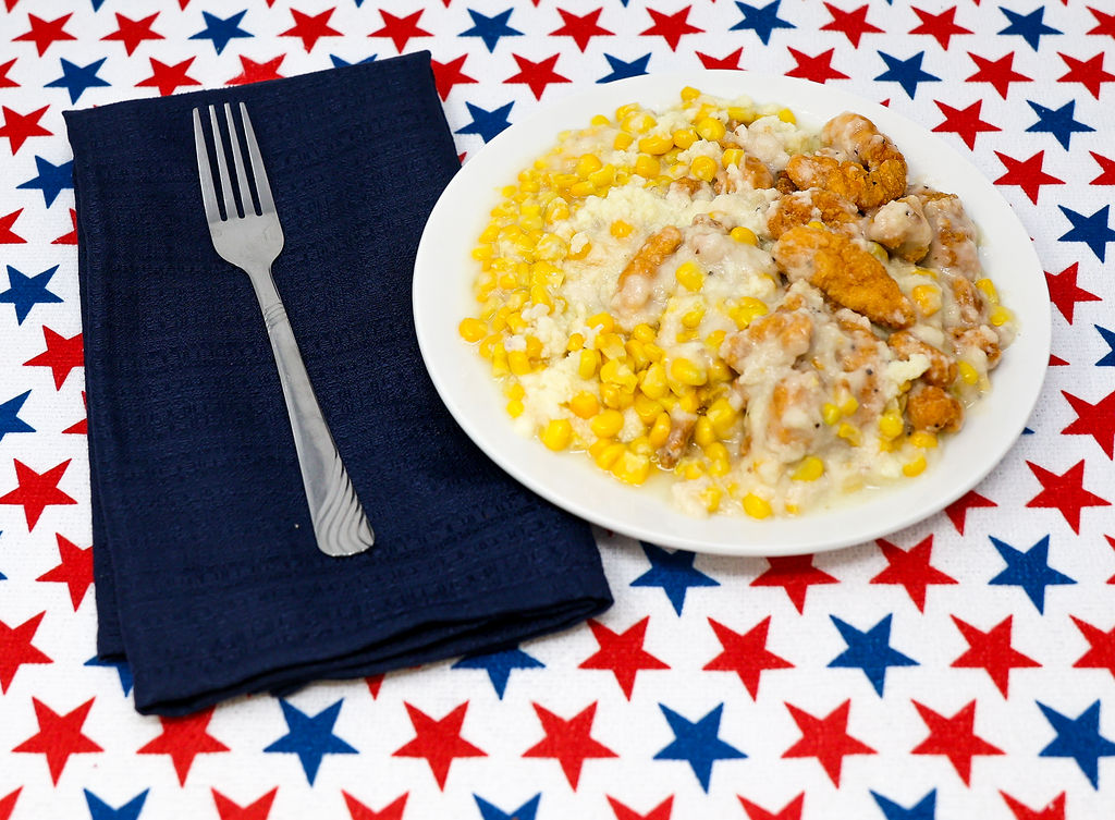 #01 - Country Gravy w/ Chicken & Potato Dish
