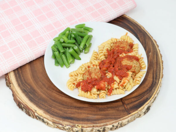 #02 - Spaghetti & Chicken Meatballs, Green Beans